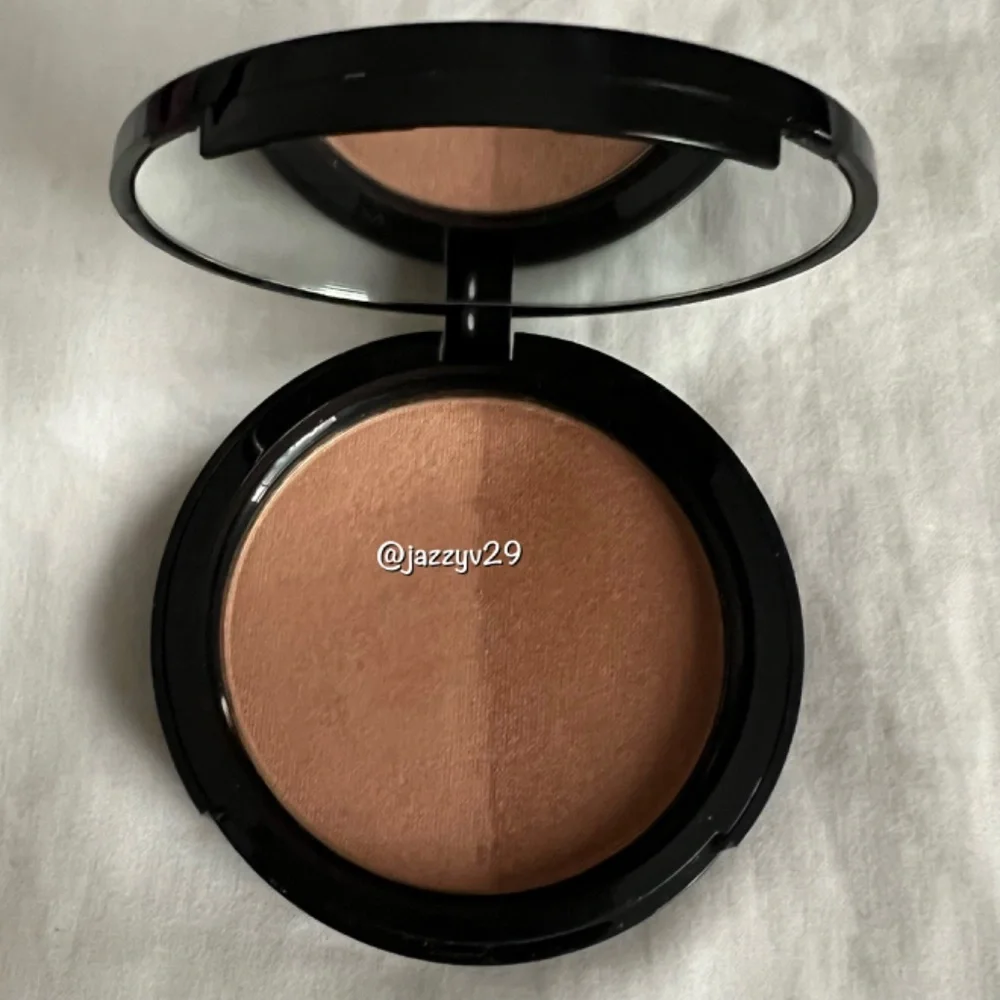 ☀️Vintage Too Faced Poolside Primping Sun Bunny Bronzing Powder☀️